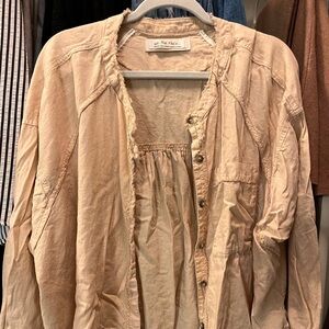 We The Free Light Tan King sleeved oversized shirt